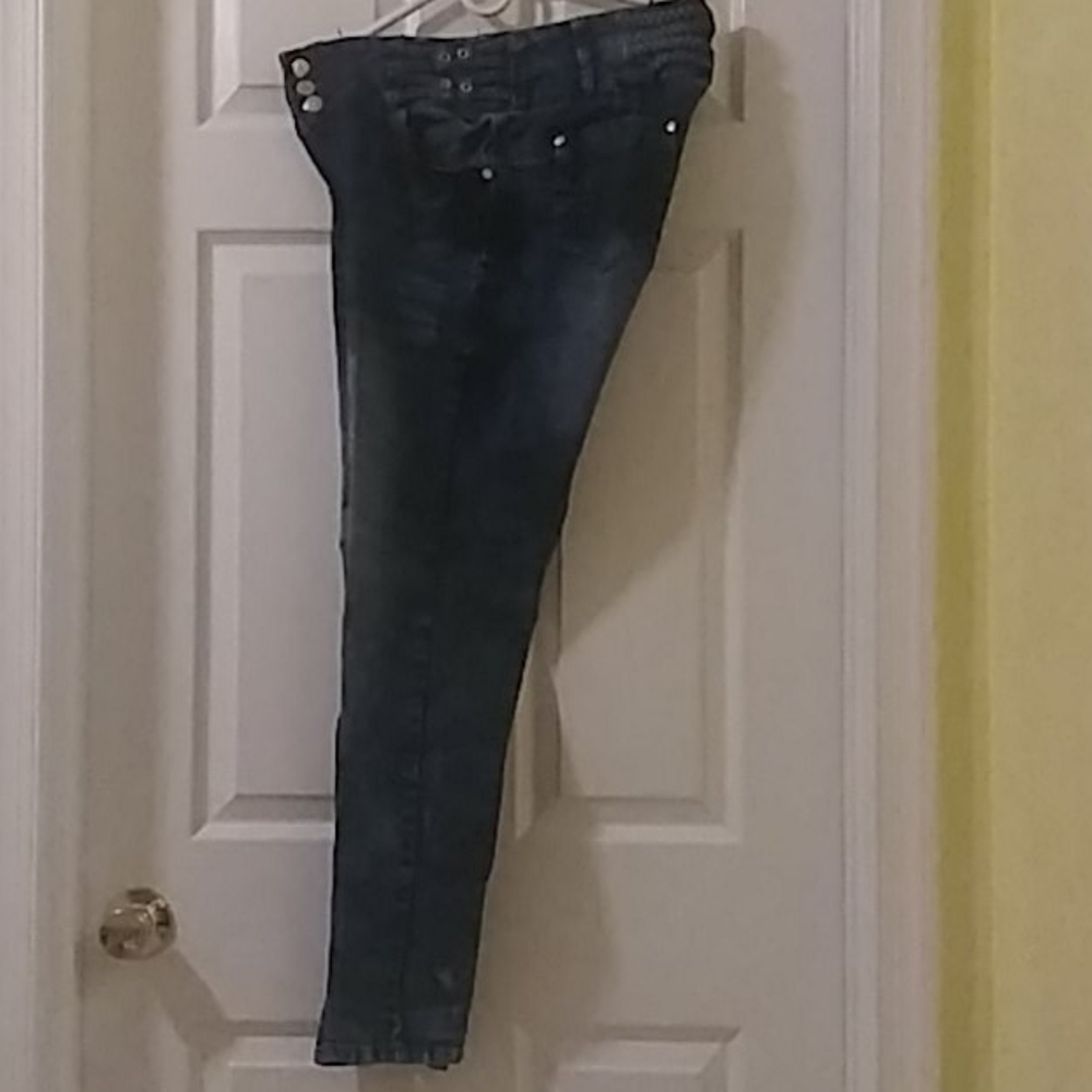 Jeans pants